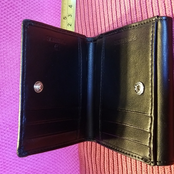 Danier Black Leather Wallet Casino Rama Logo - Picture 10 of 10